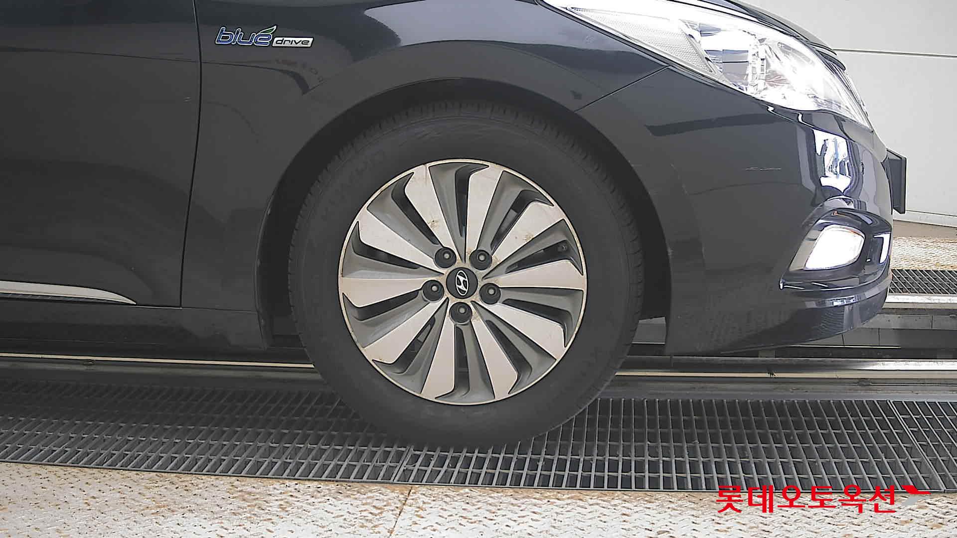 2015 - hyundai grandeur