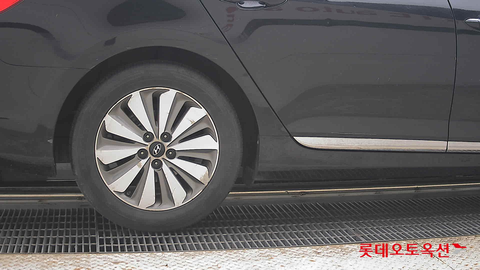2015 - hyundai grandeur