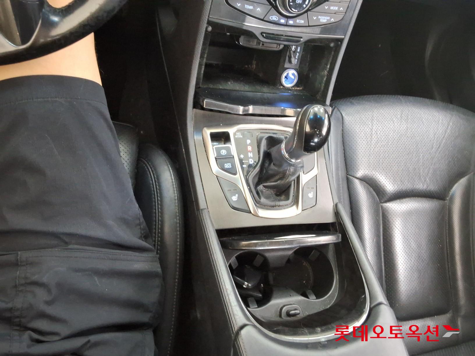 2015 - hyundai grandeur