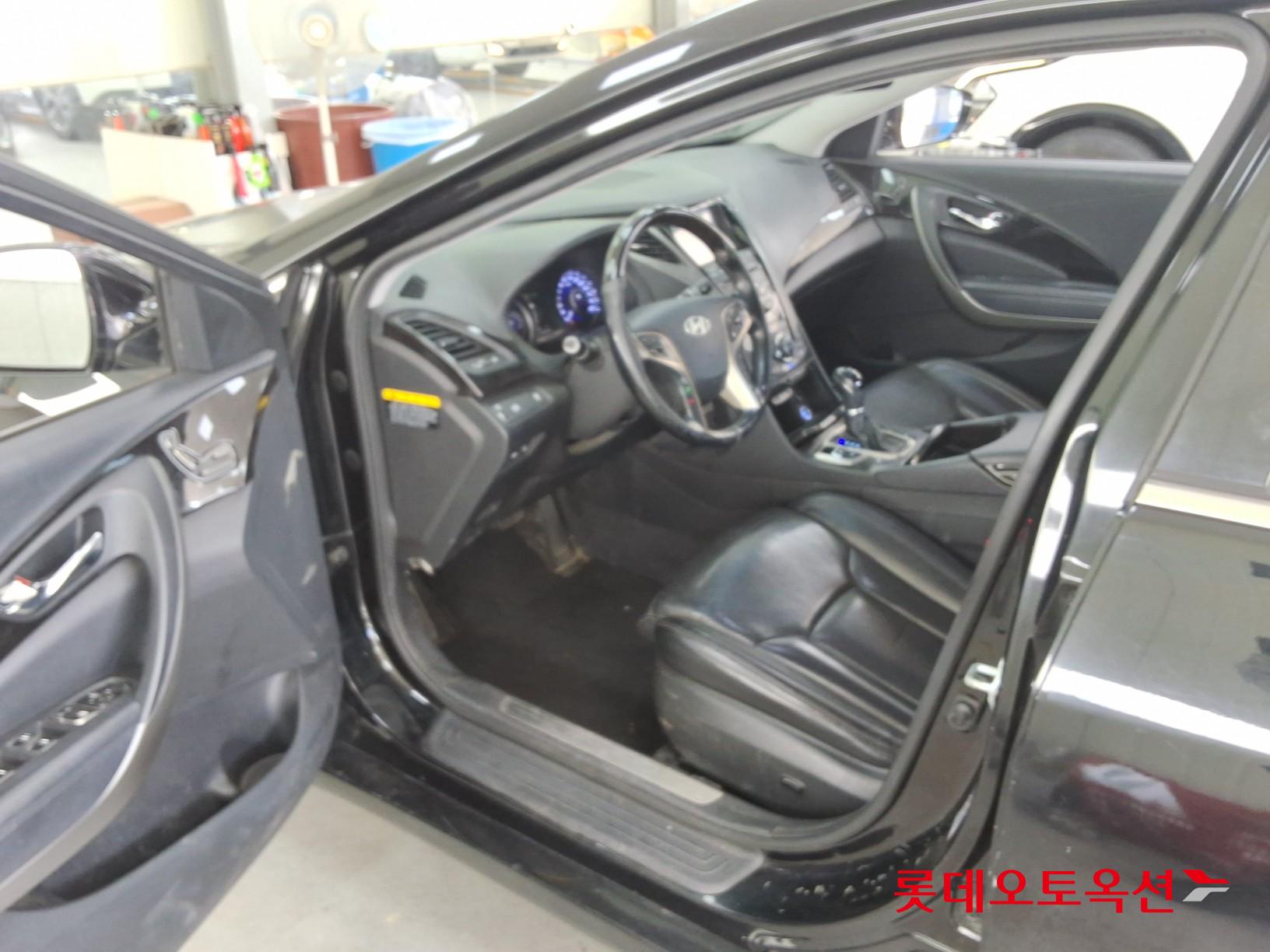 2015 - hyundai grandeur