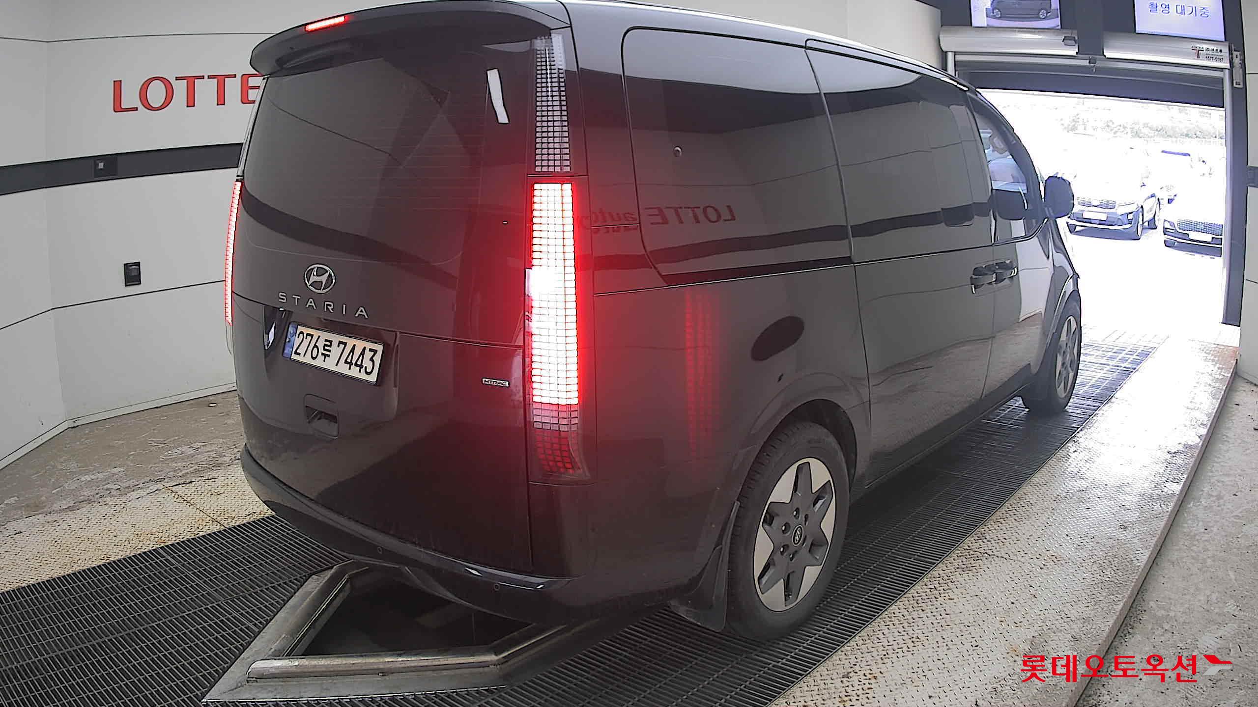 2022 - hyundai staria