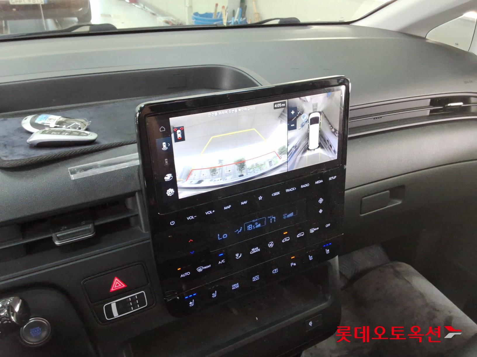 2022 - hyundai staria