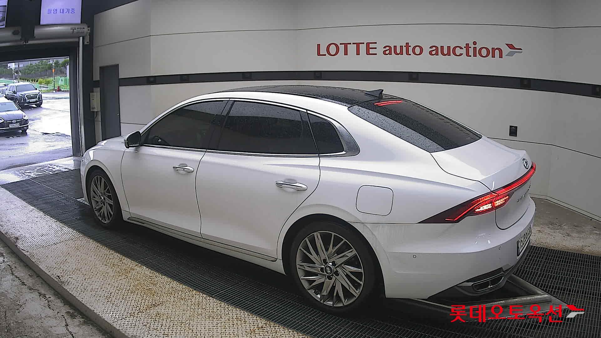 2020 - hyundai grandeur