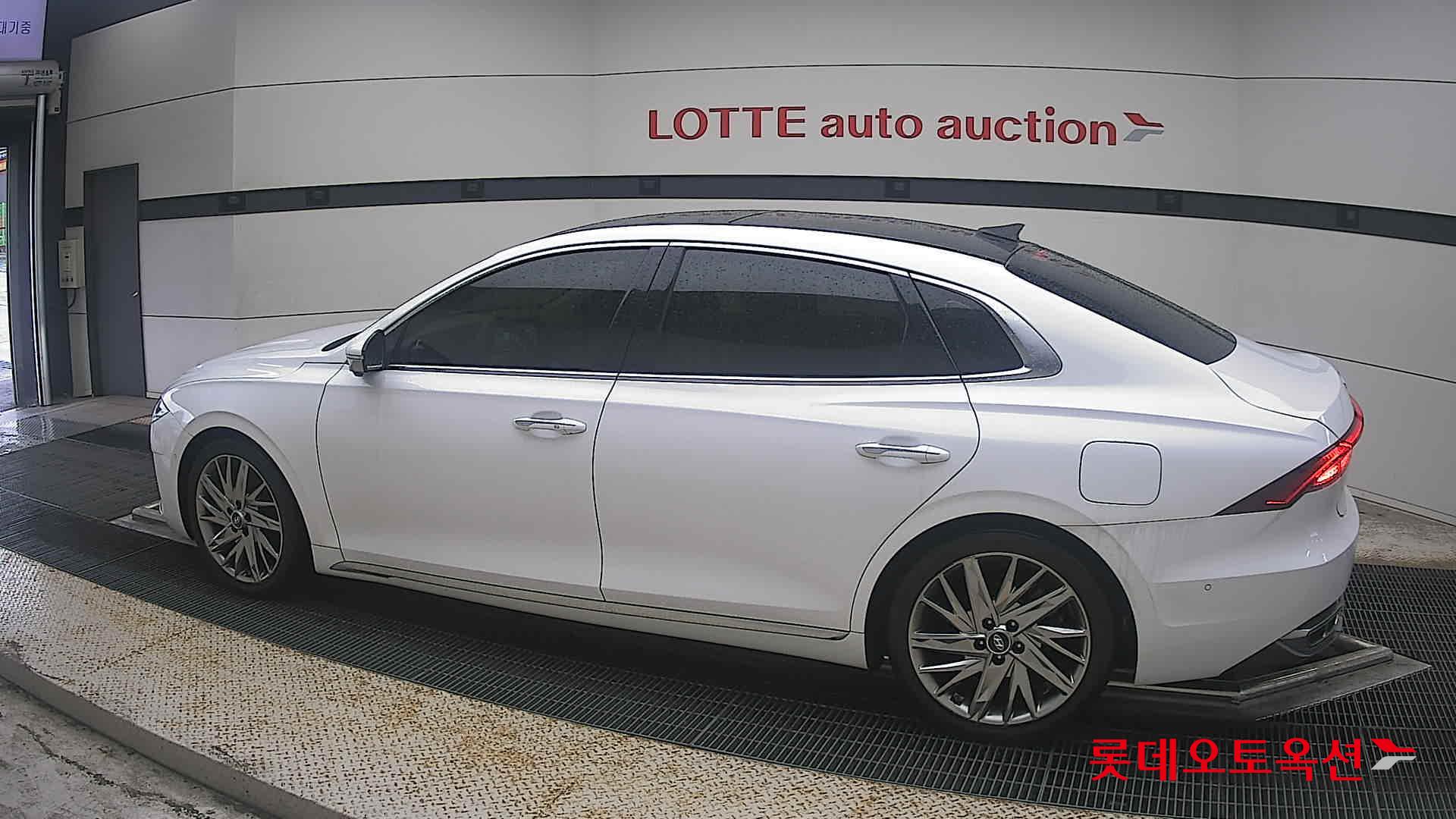 2020 - hyundai grandeur