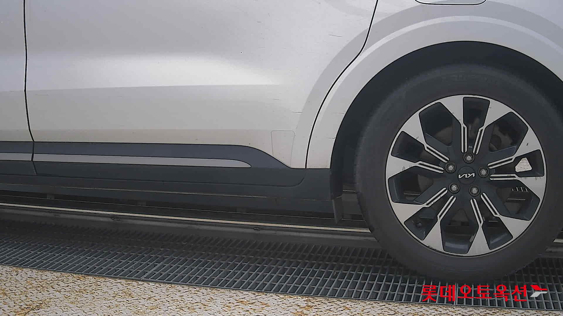 2022 - kia carnival