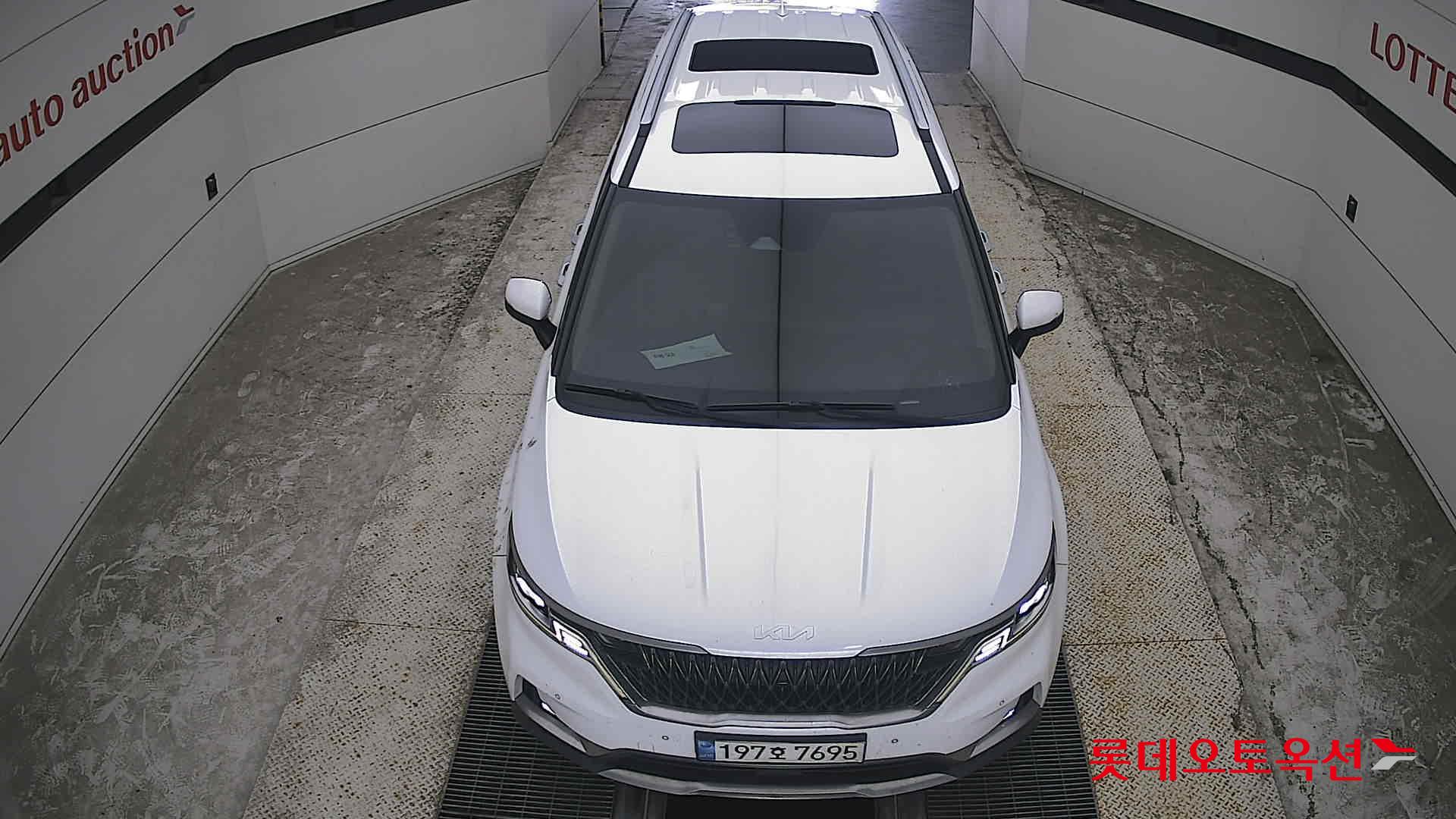 2022 - kia carnival