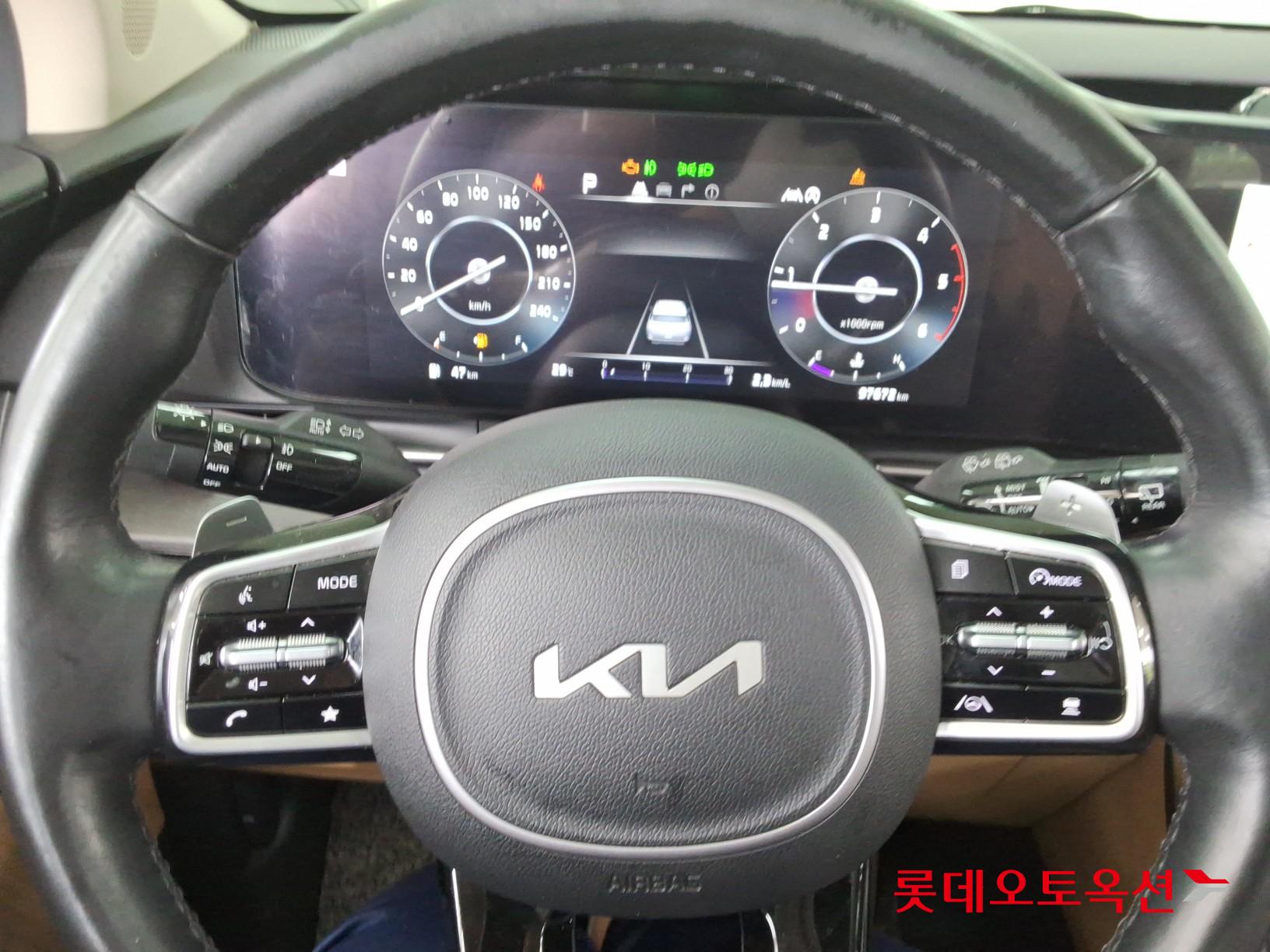 2022 - kia carnival