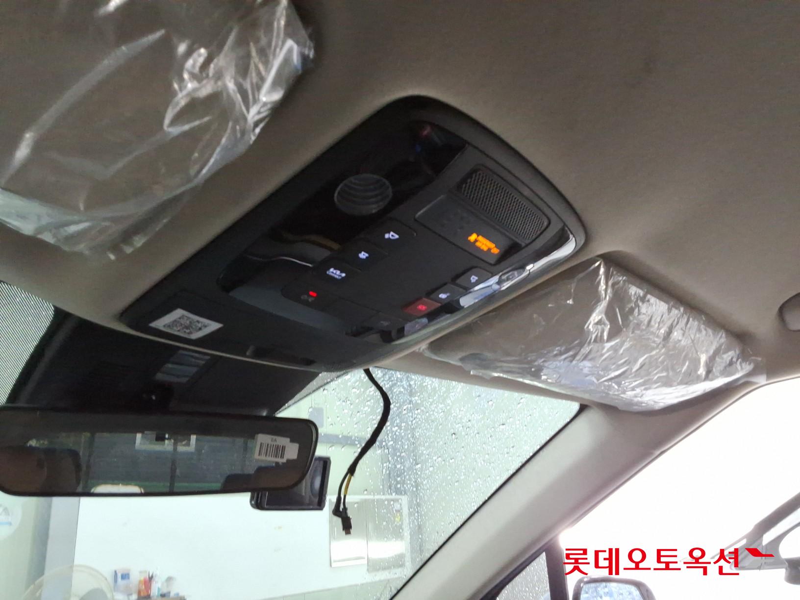2023 - kia carnival