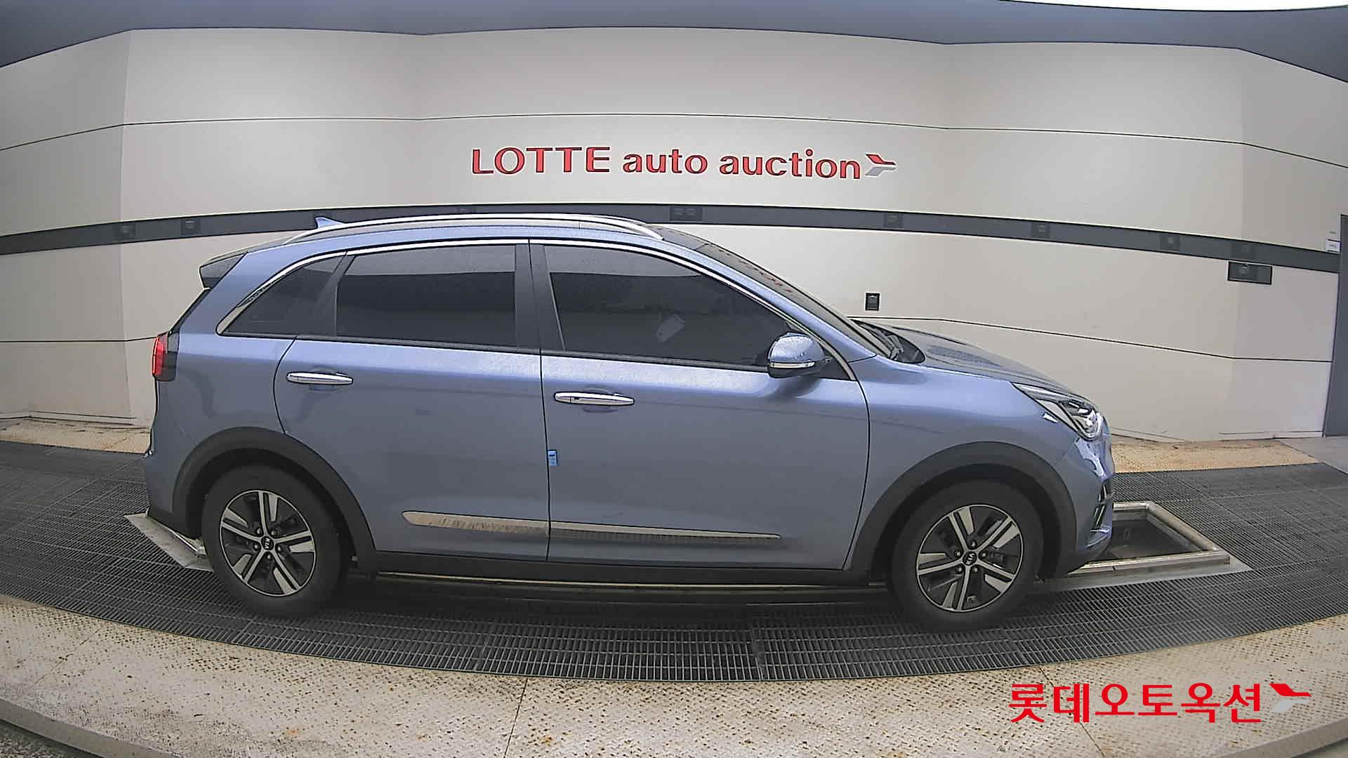 2020 - kia niro