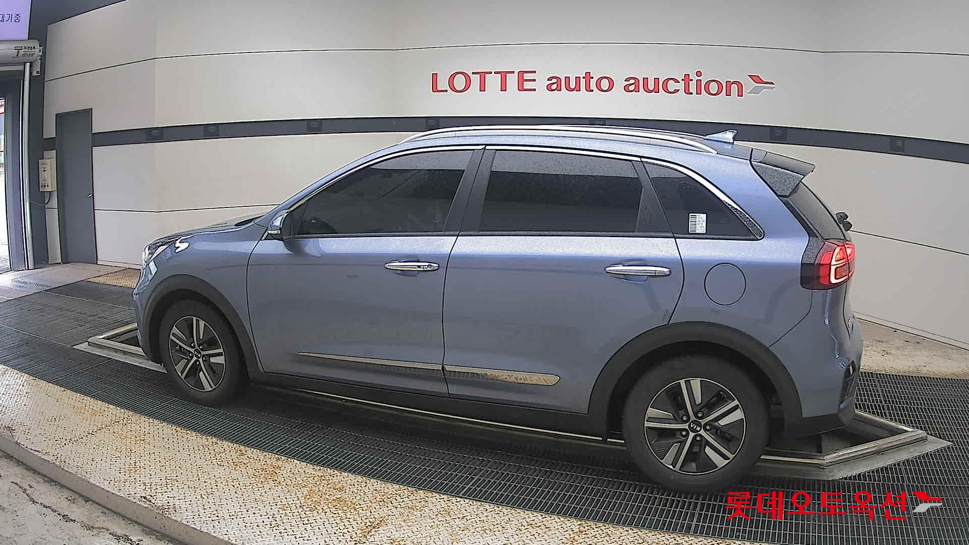 2020 - kia niro