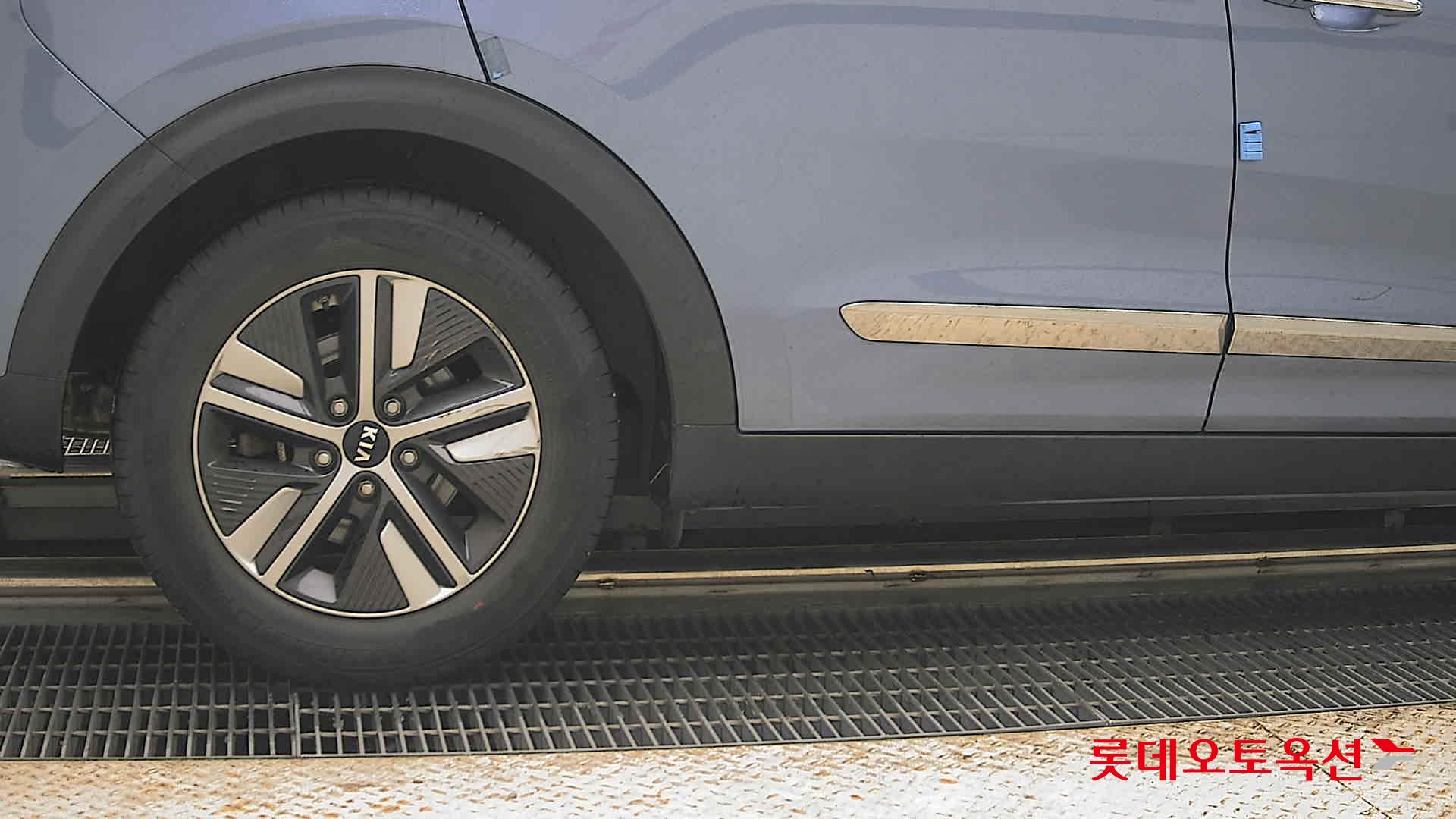 2020 - kia niro