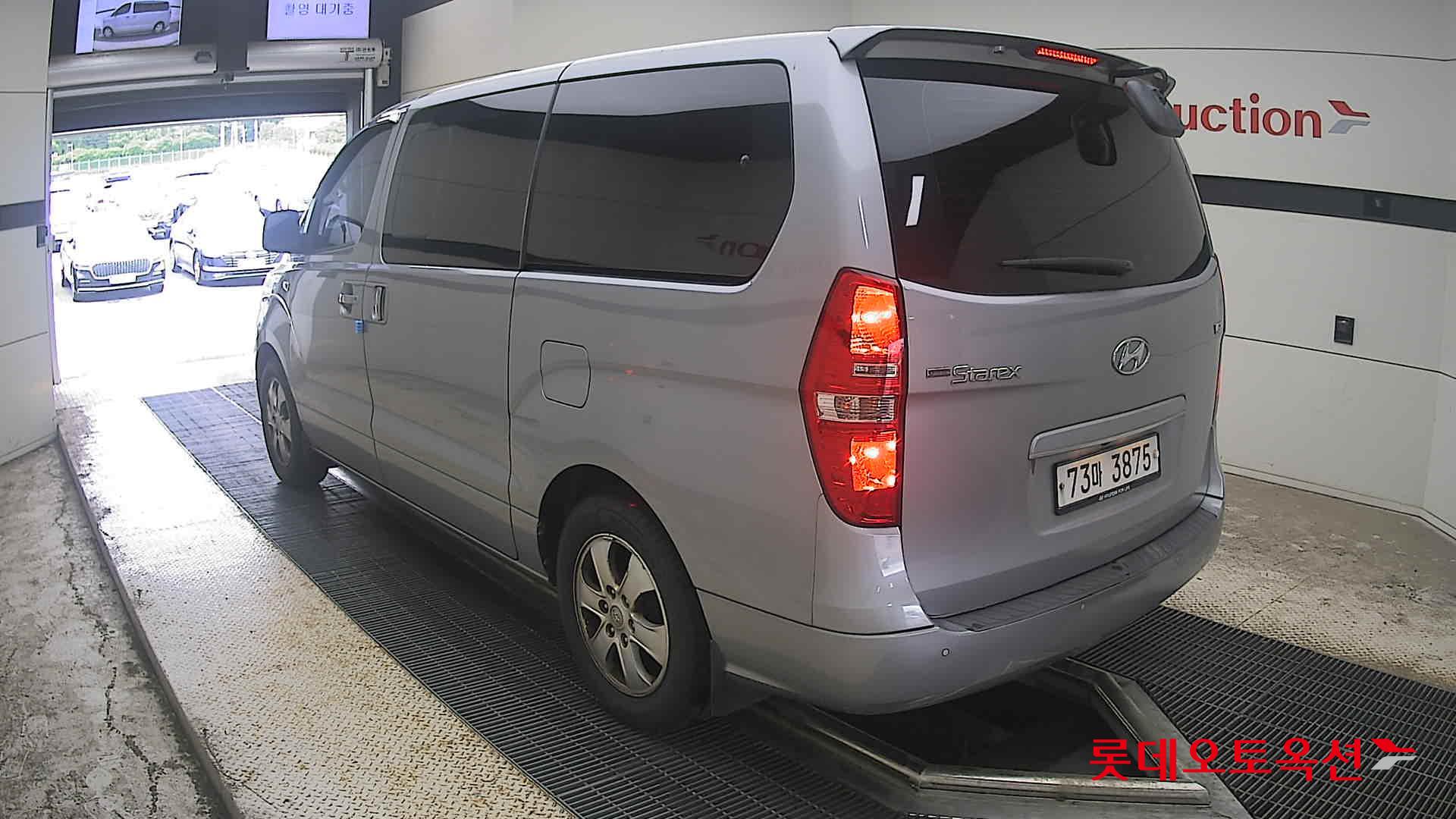 2020 - hyundai grand starex