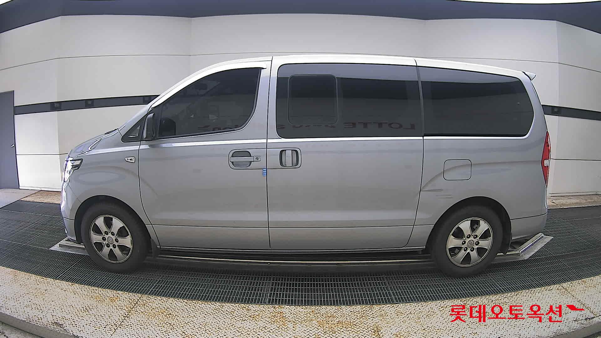 2020 - hyundai grand starex