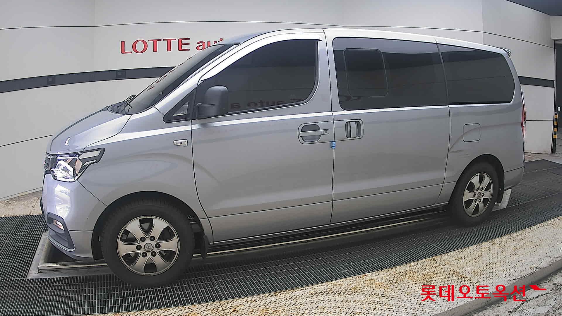 2020 - hyundai grand starex