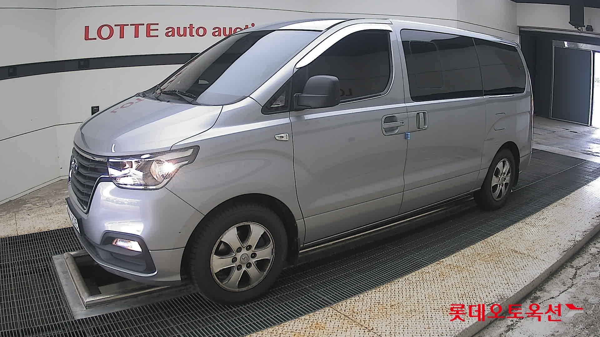 2020 - hyundai grand starex