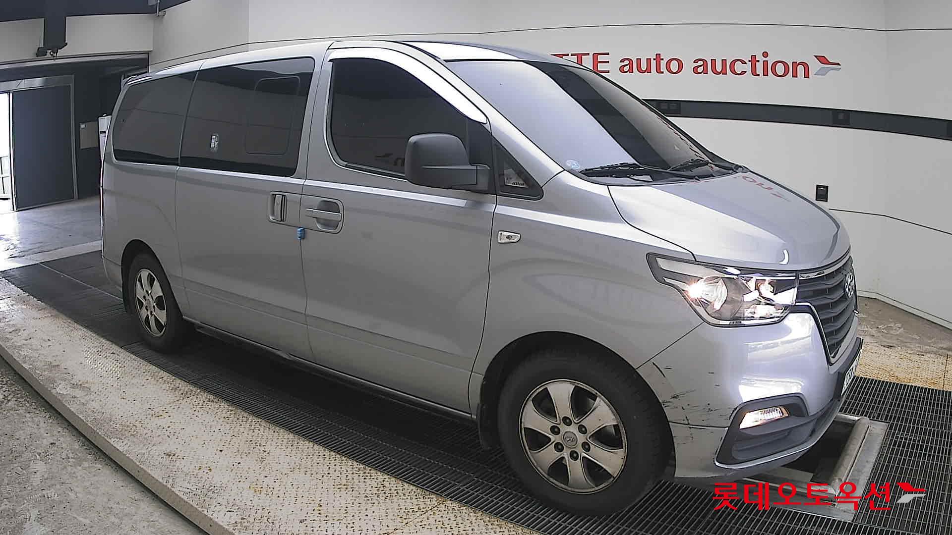 2020 - hyundai grand starex