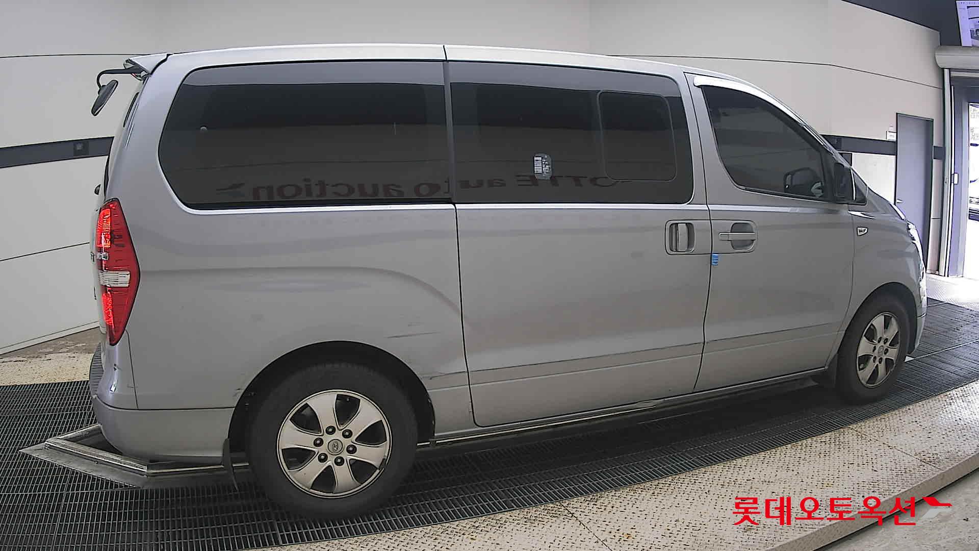 2020 - hyundai grand starex