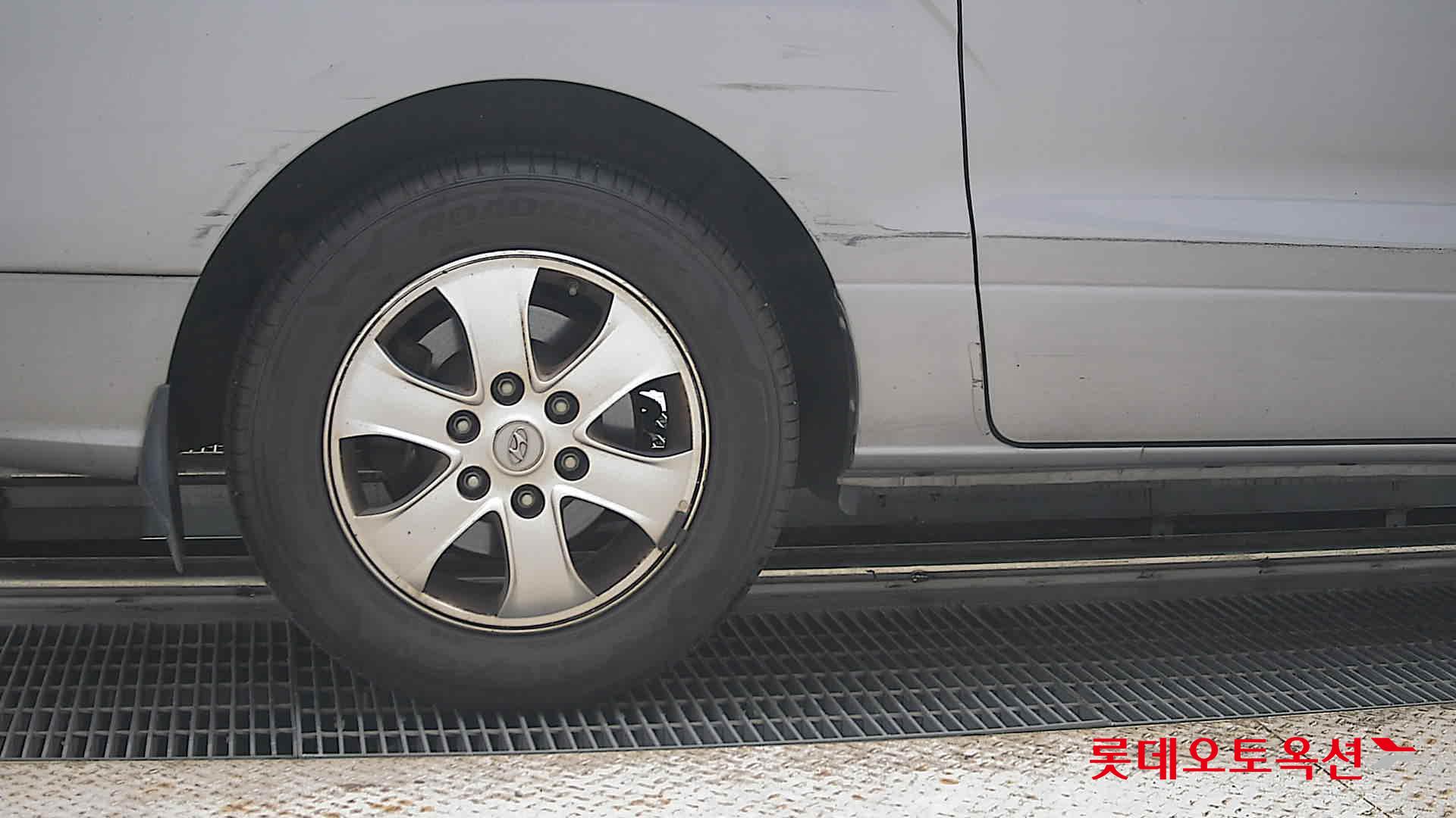2020 - hyundai grand starex