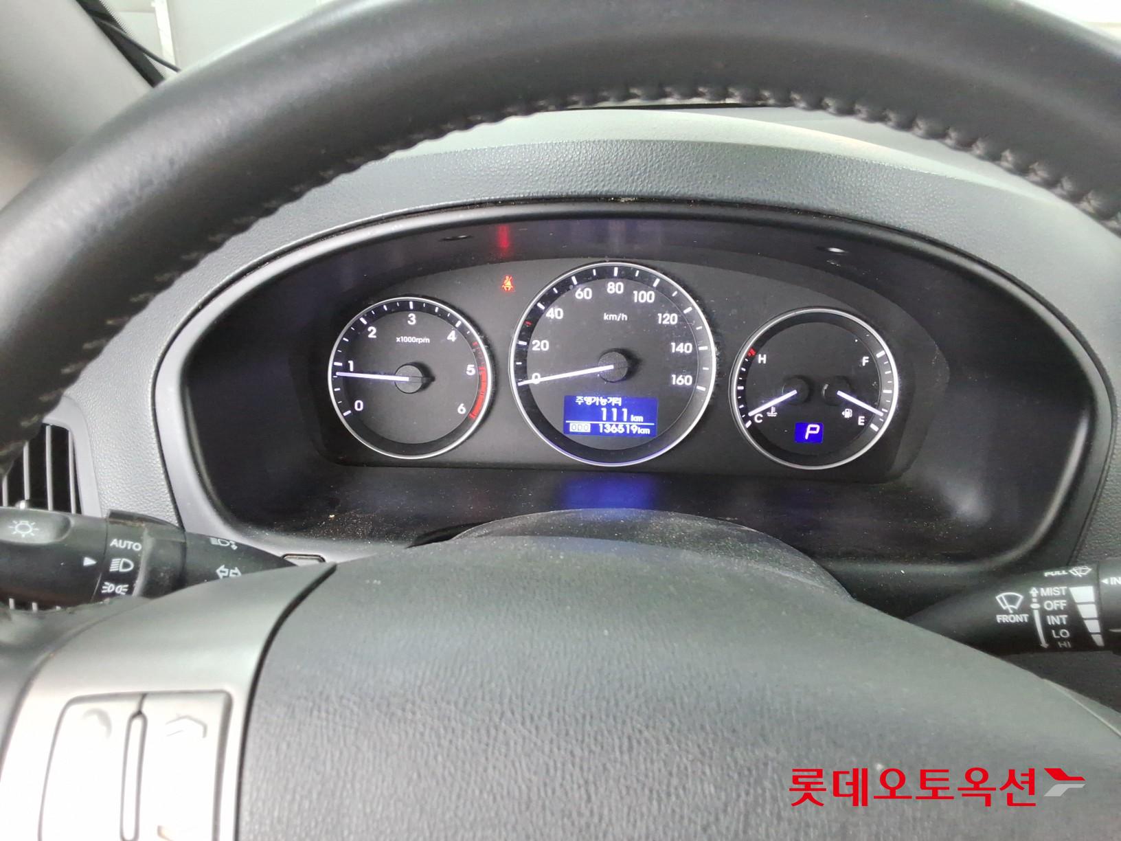 2020 - hyundai grand starex