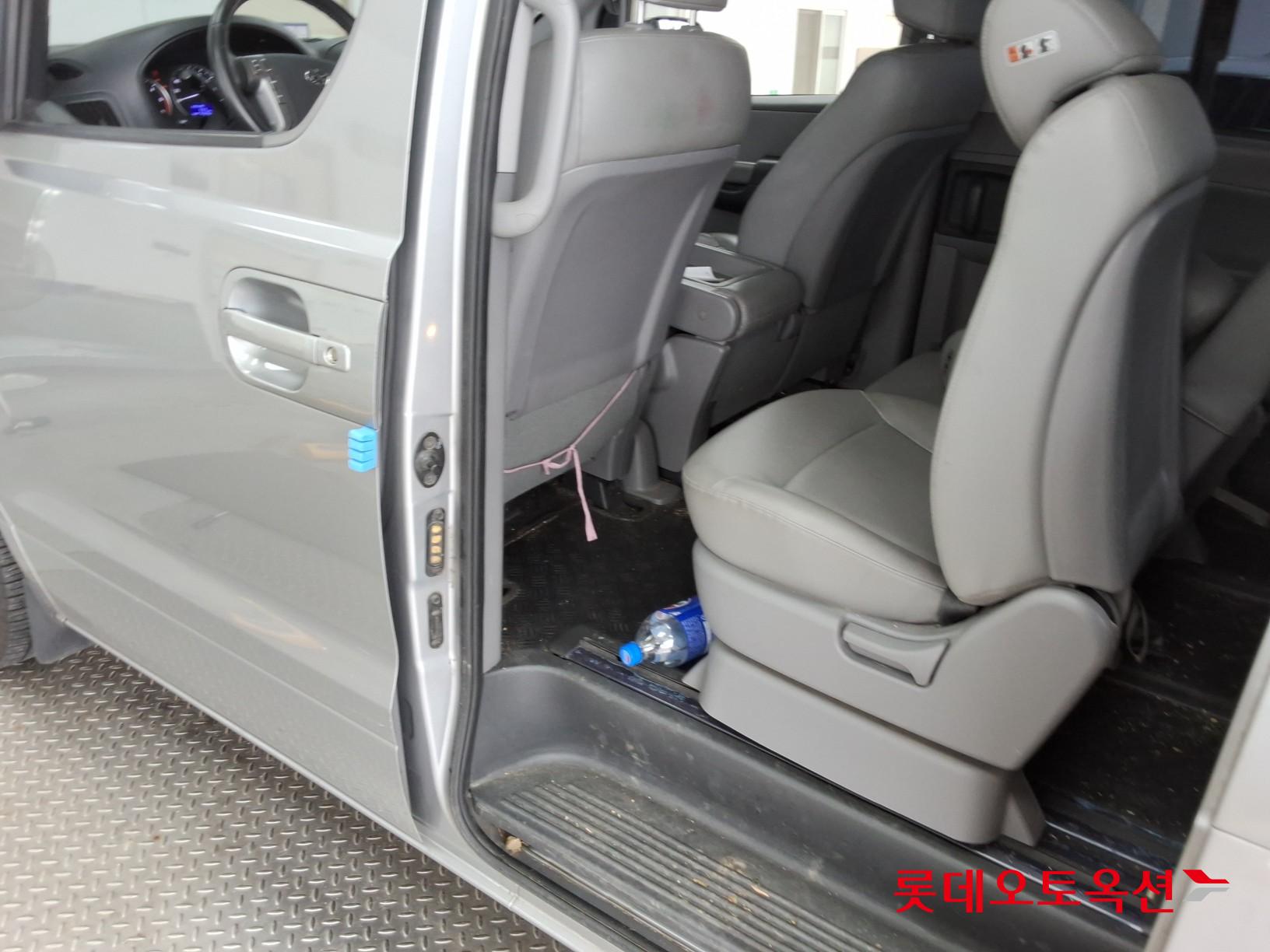 2020 - hyundai grand starex