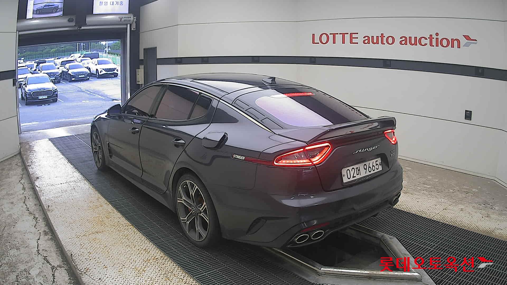 2018 - kia stinger