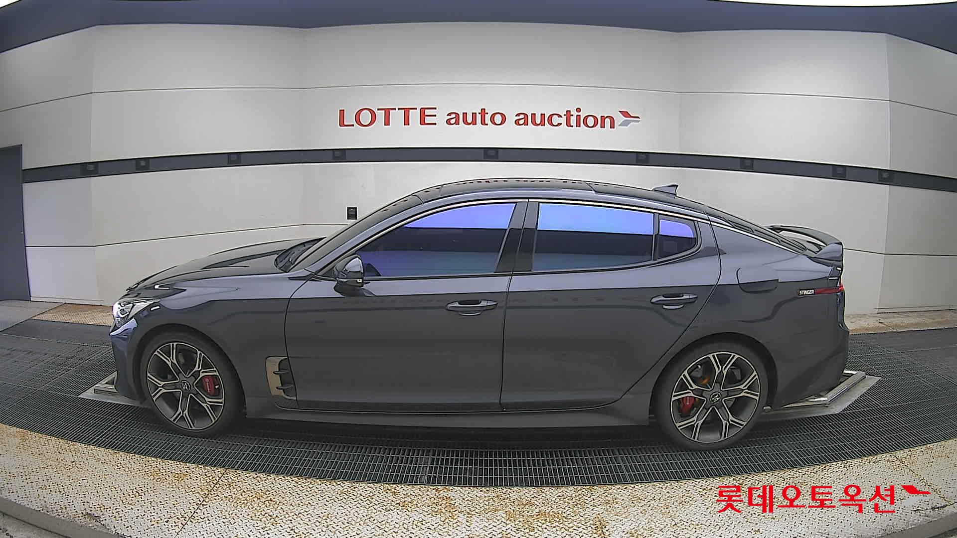 2018 - kia stinger