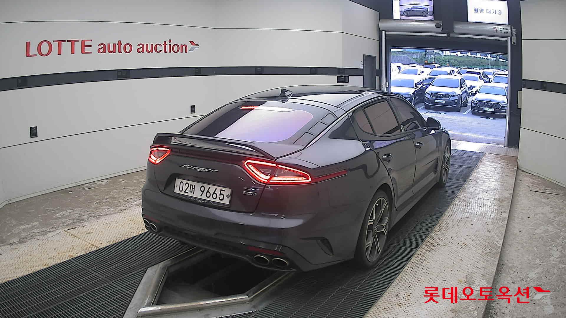 2018 - kia stinger