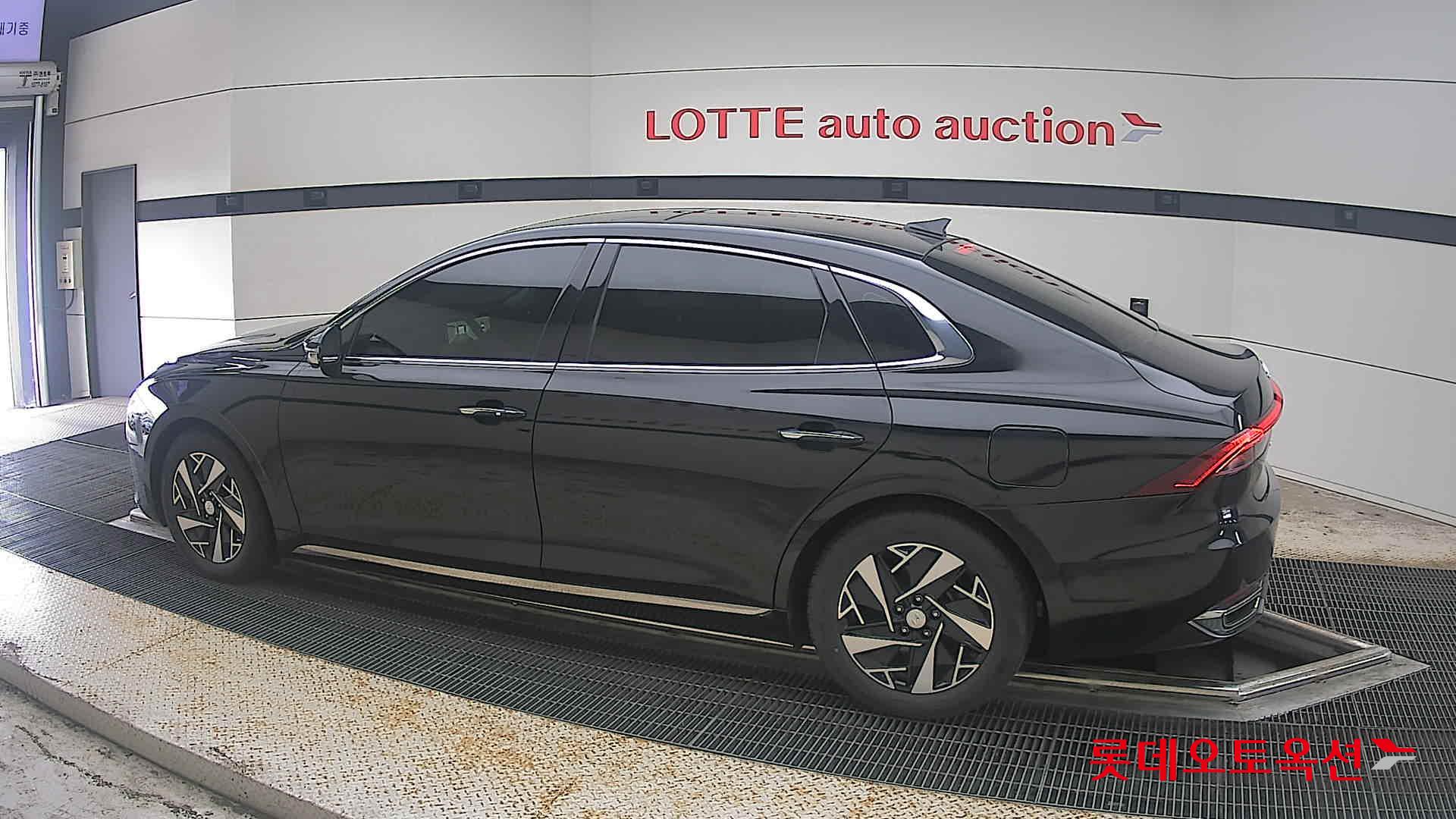 2023 - hyundai grandeur