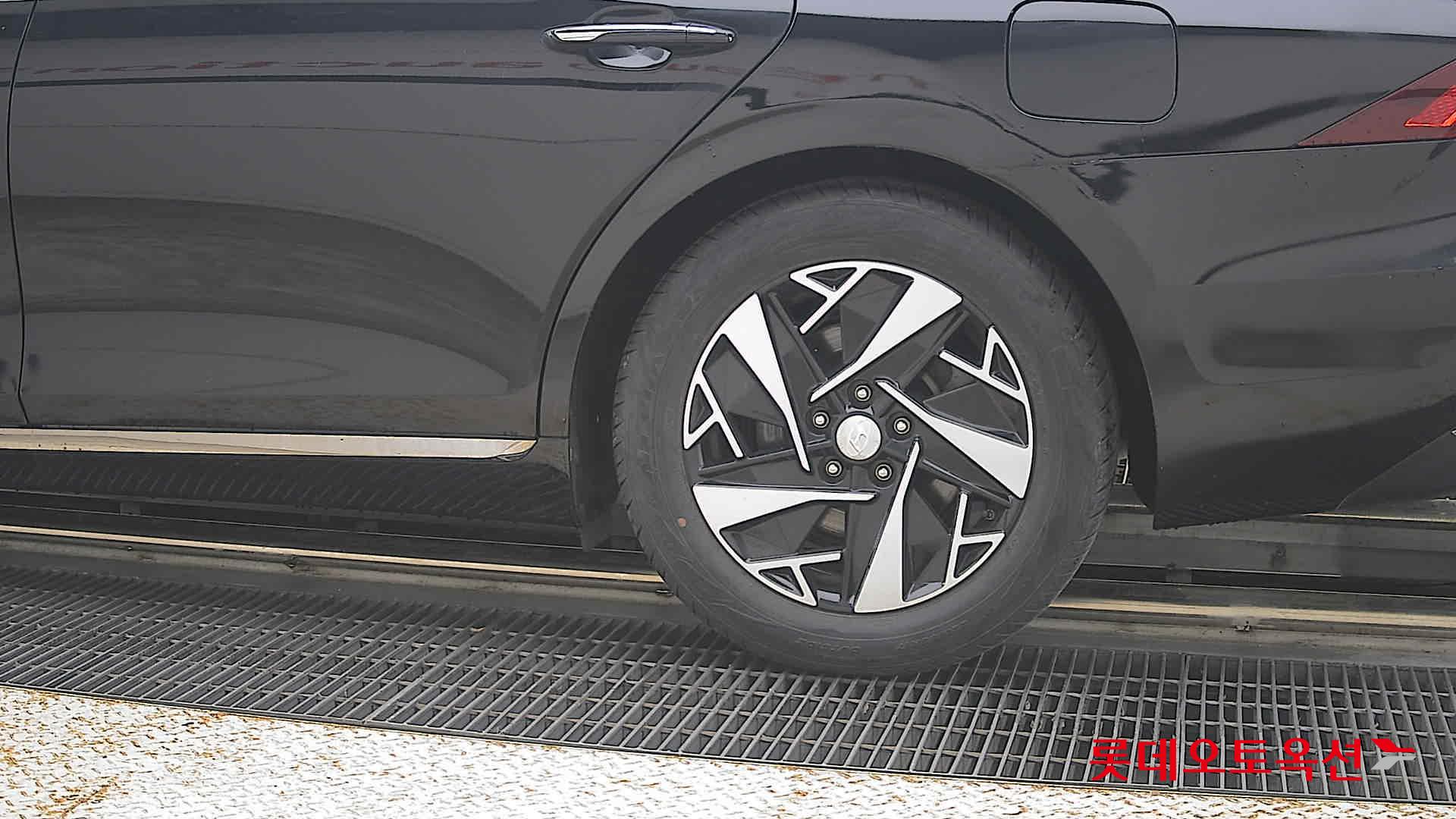 2023 - hyundai grandeur