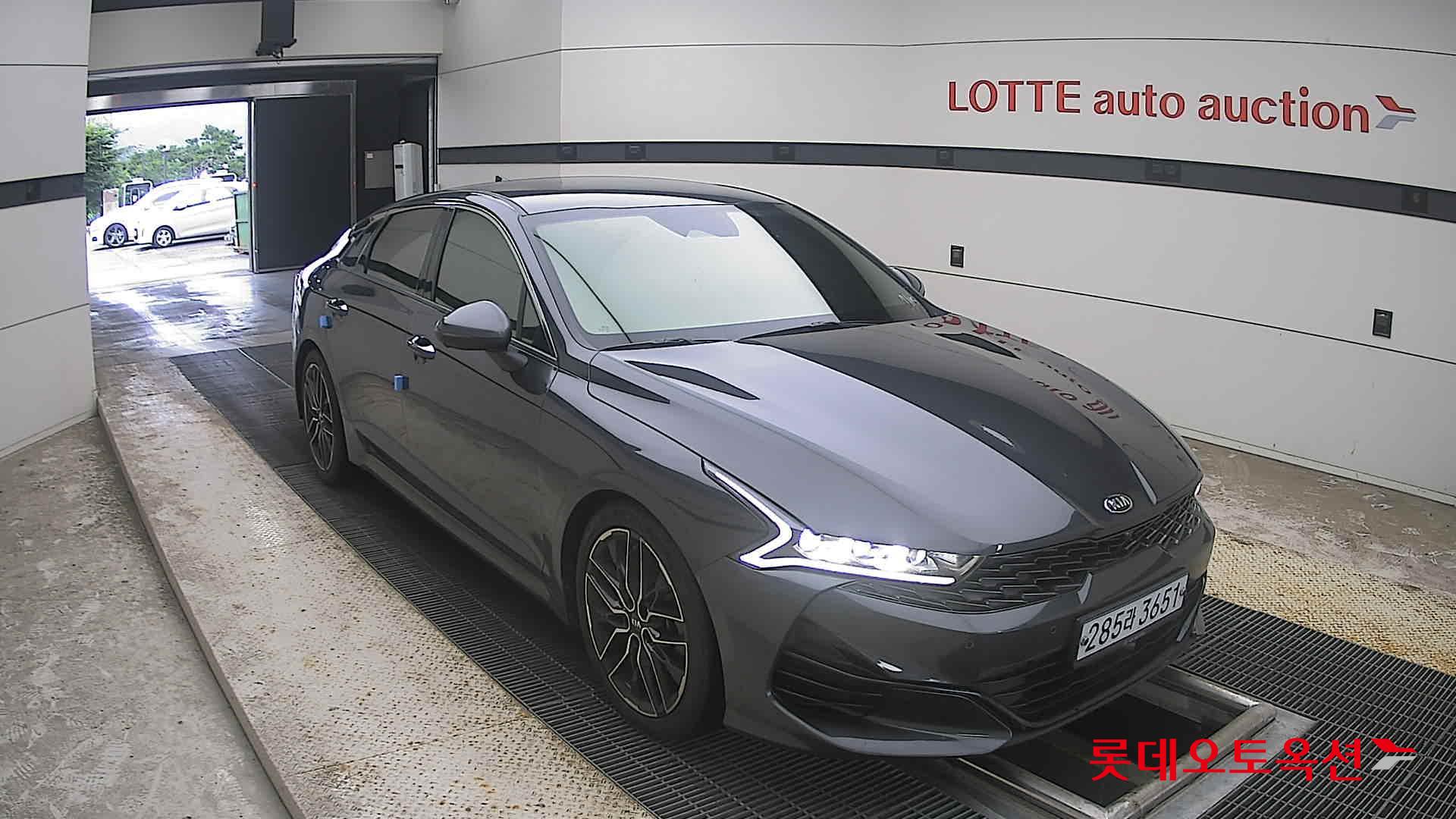 2020 - kia k5