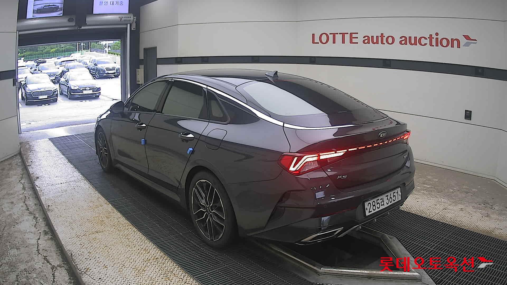 2020 - kia k5