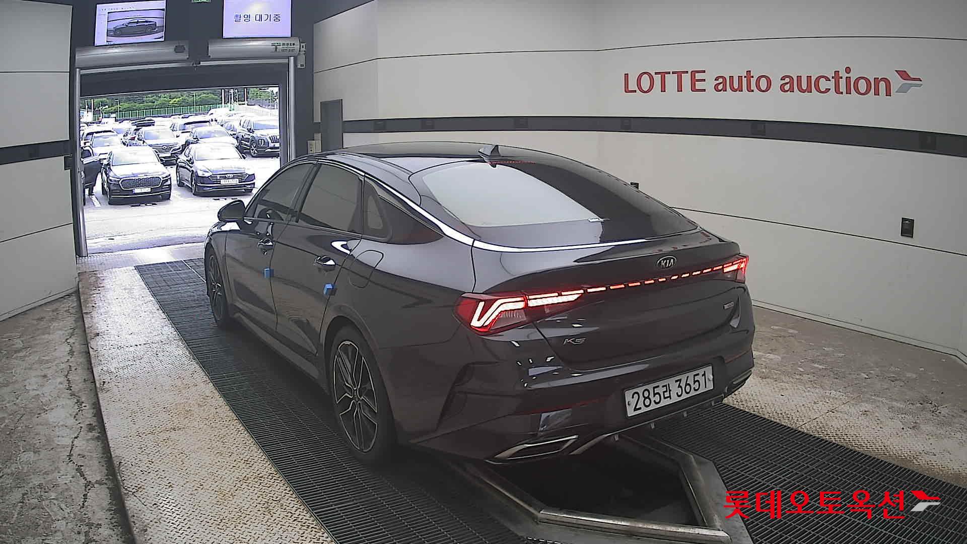2020 - kia k5