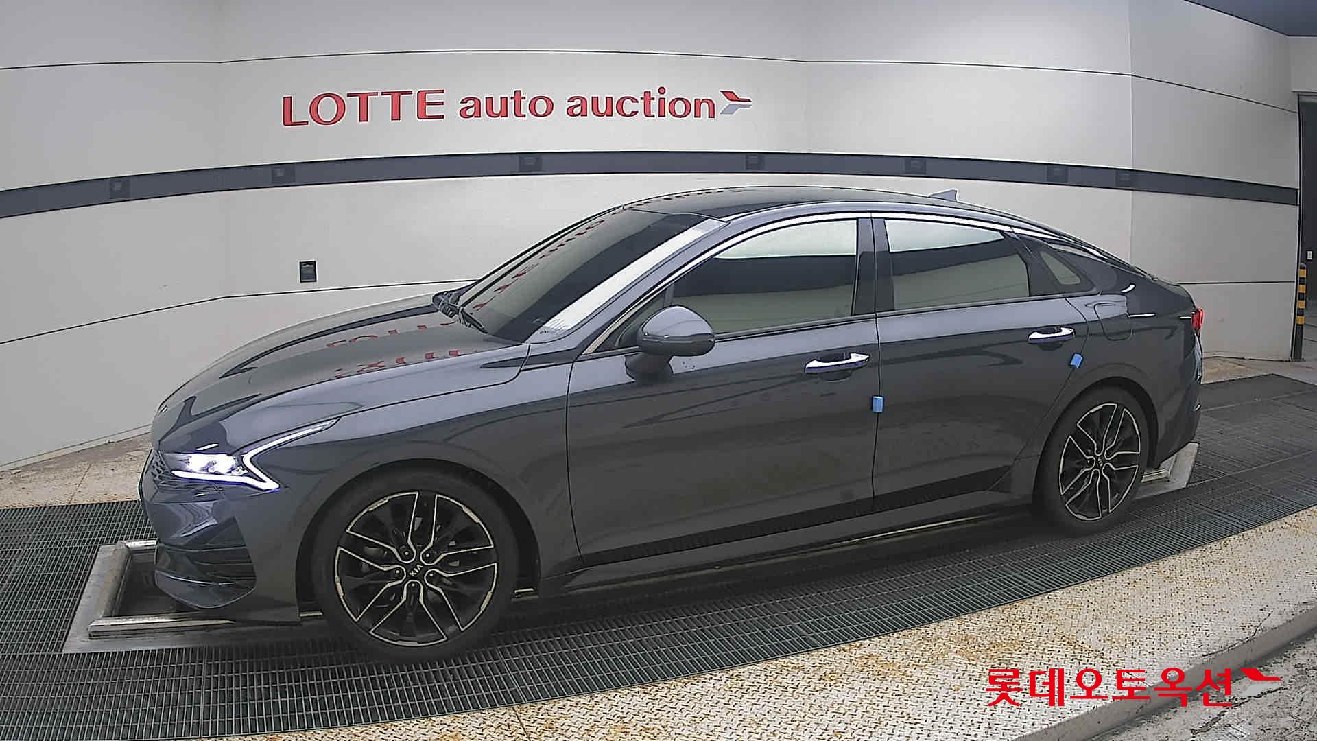 2020 - kia k5