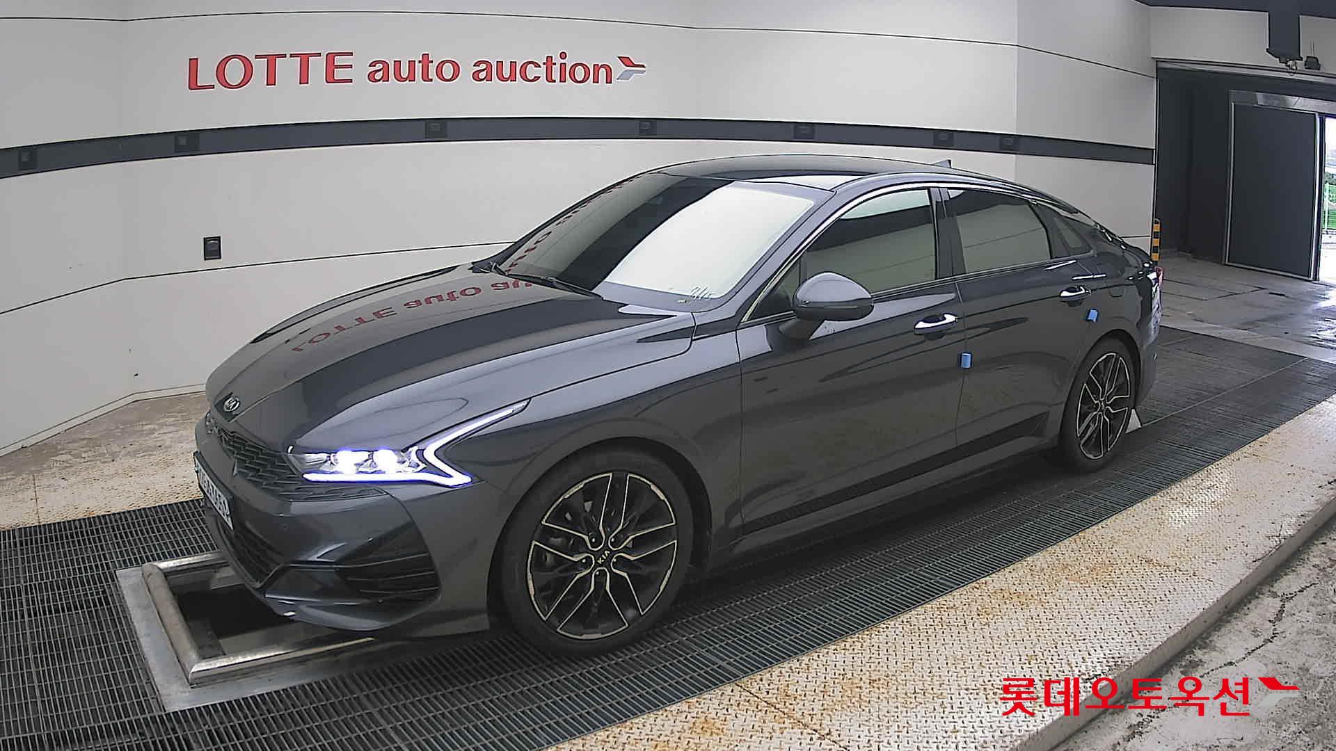 2020 - kia k5