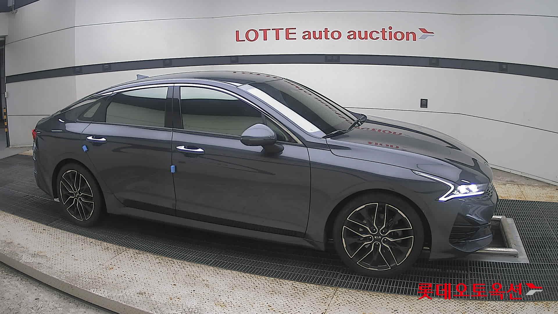 2020 - kia k5