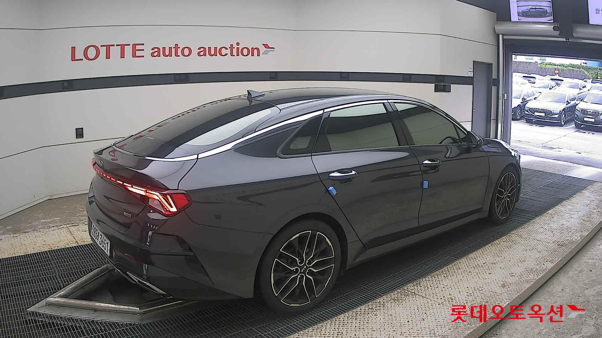 2020 - kia k5