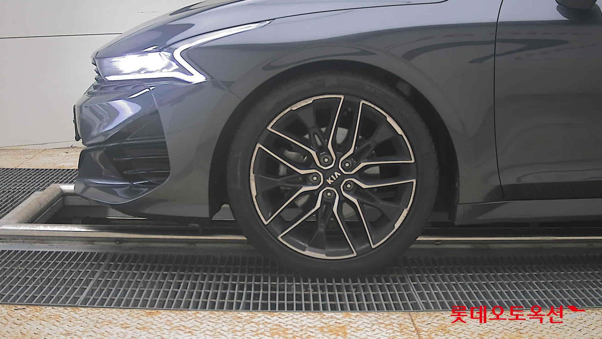 2020 - kia k5