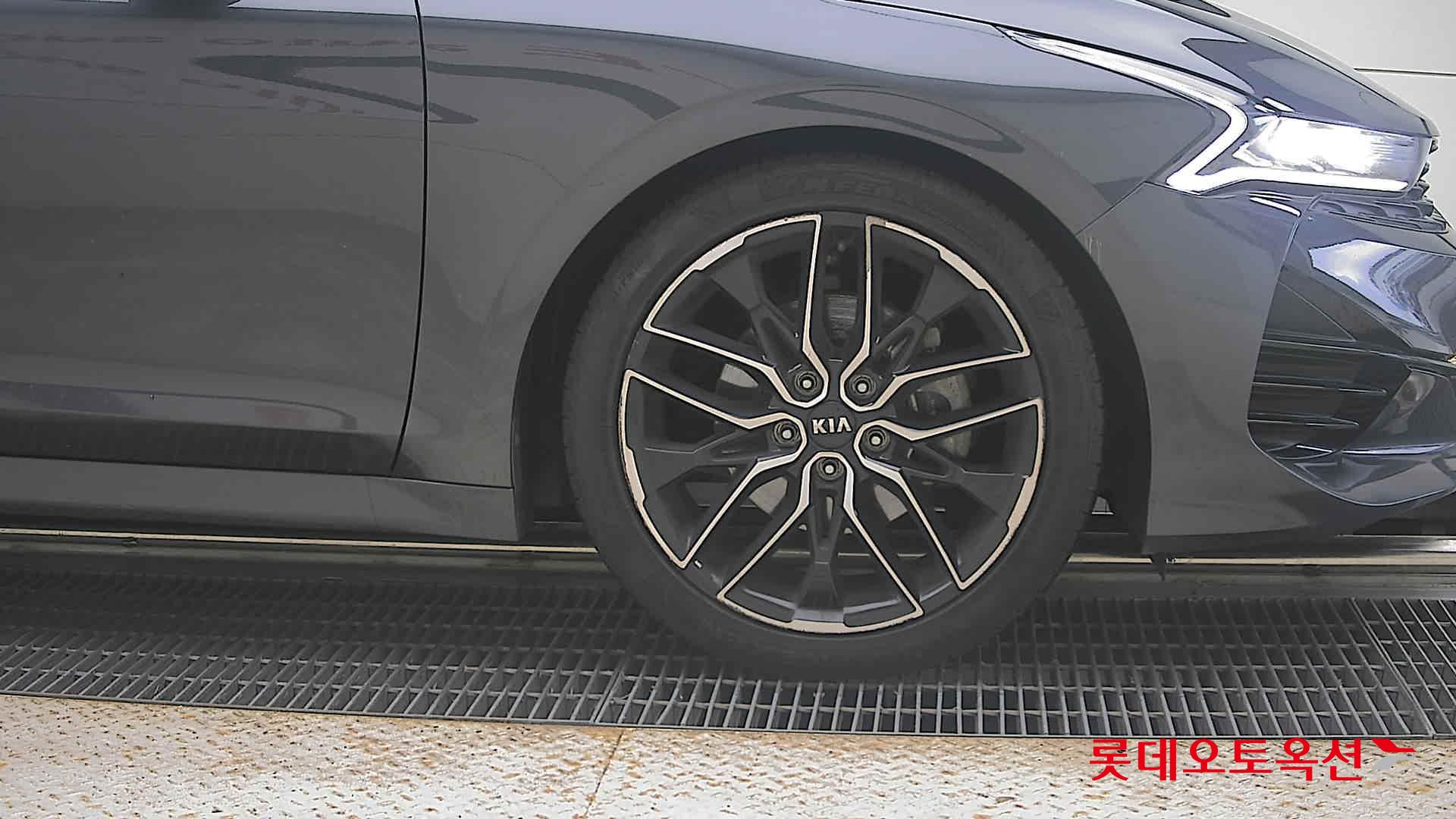2020 - kia k5