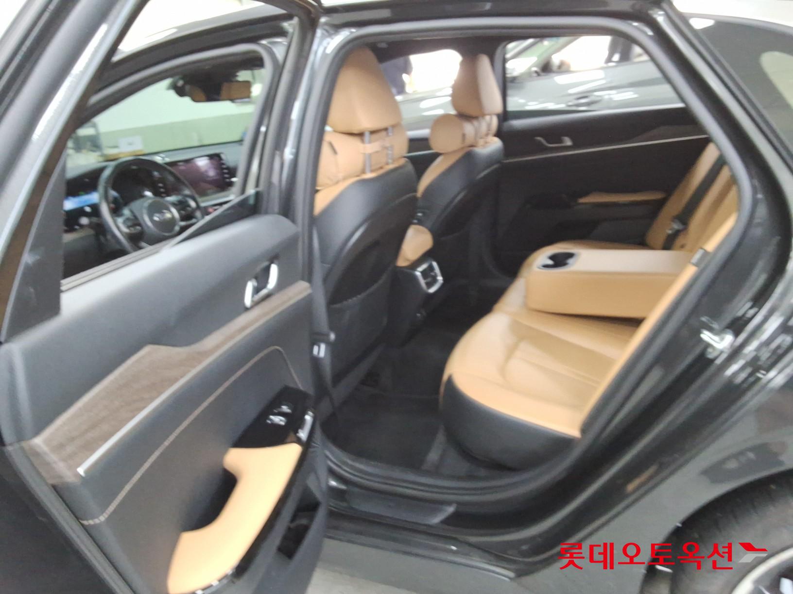 2020 - kia k5