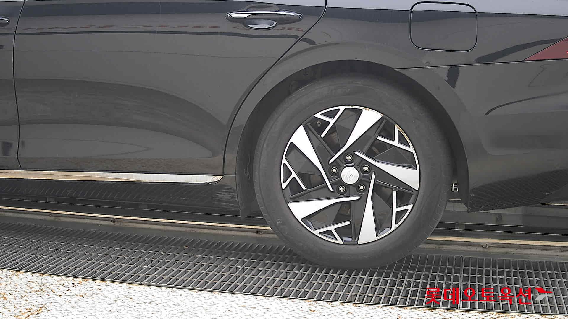 2023 - hyundai grandeur
