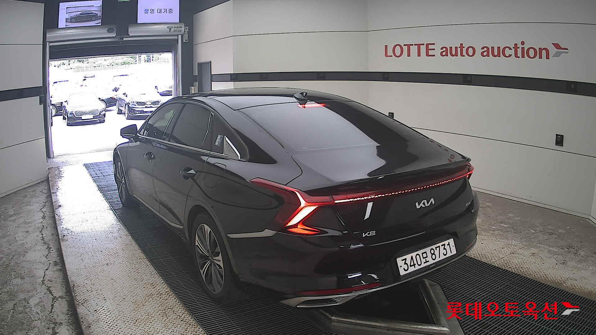 2022 - kia k8