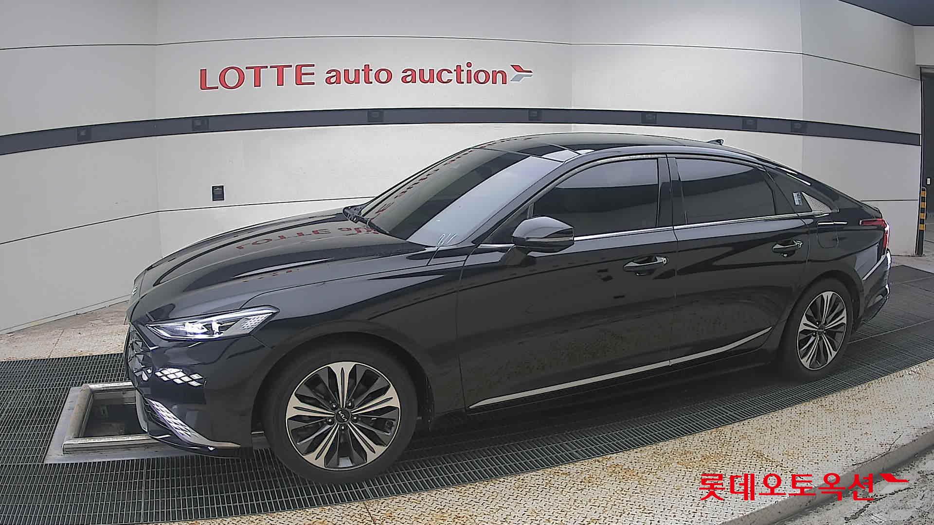 2022 - kia k8