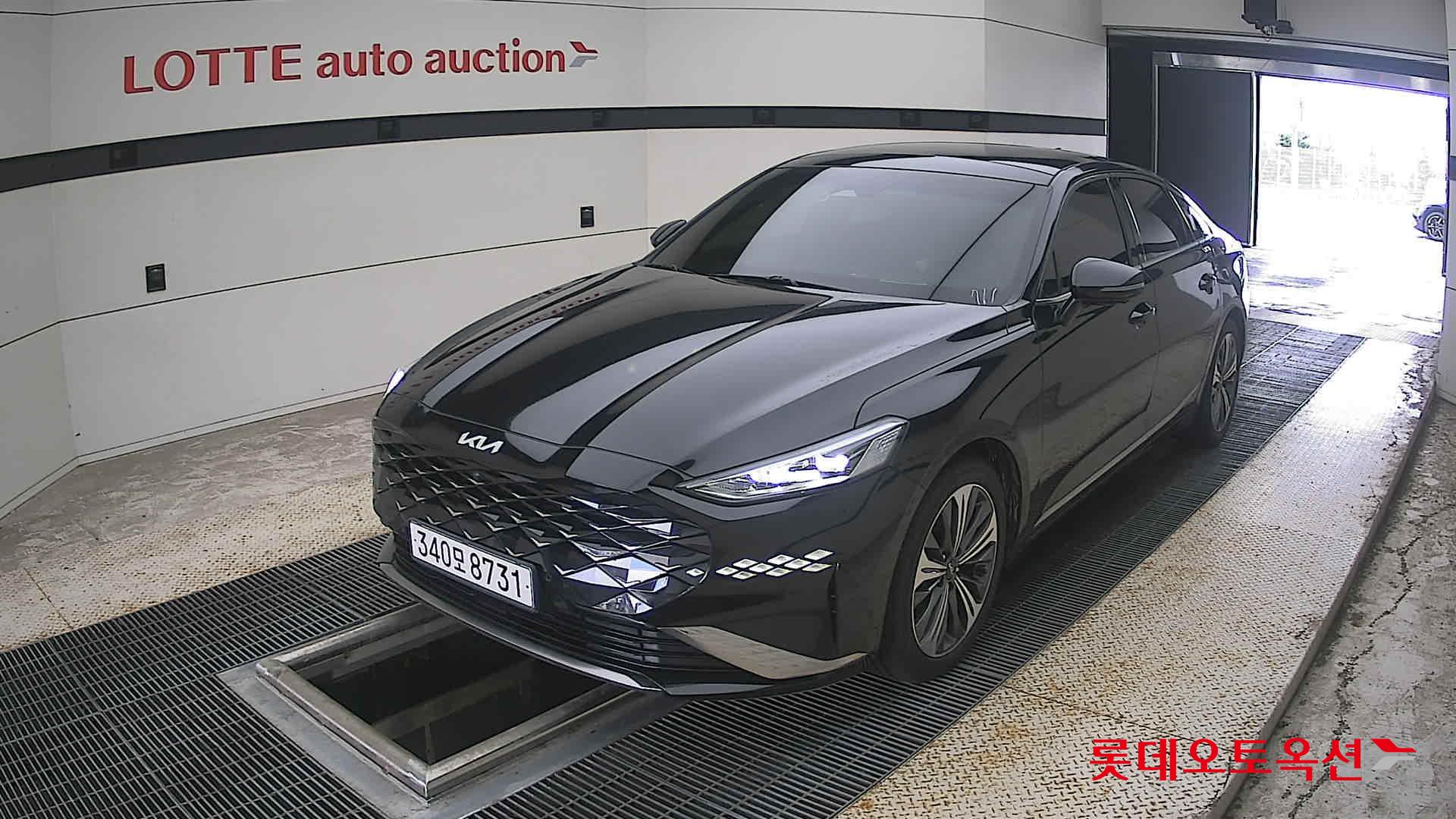 2022 - kia k8