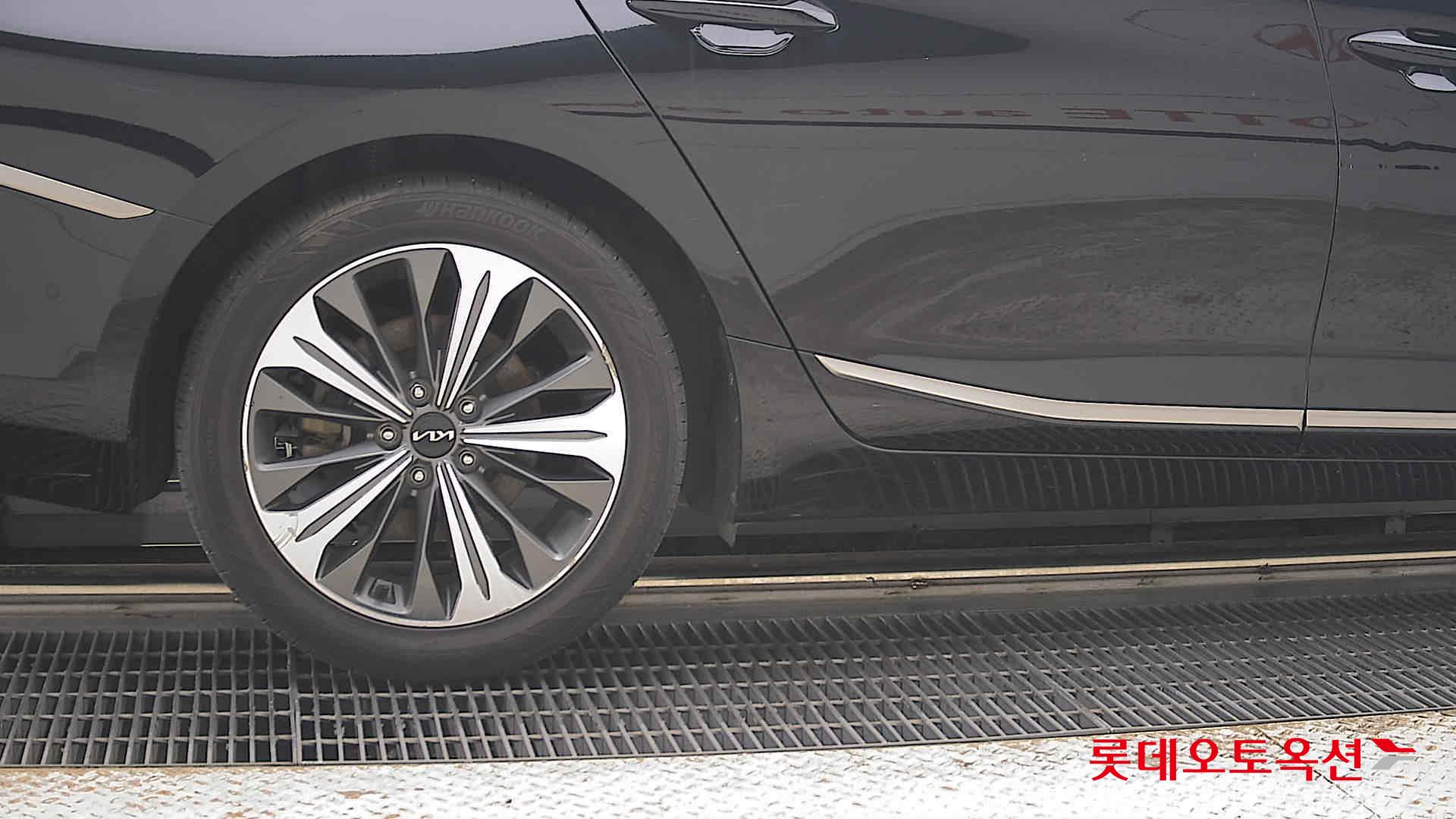 2022 - kia k8