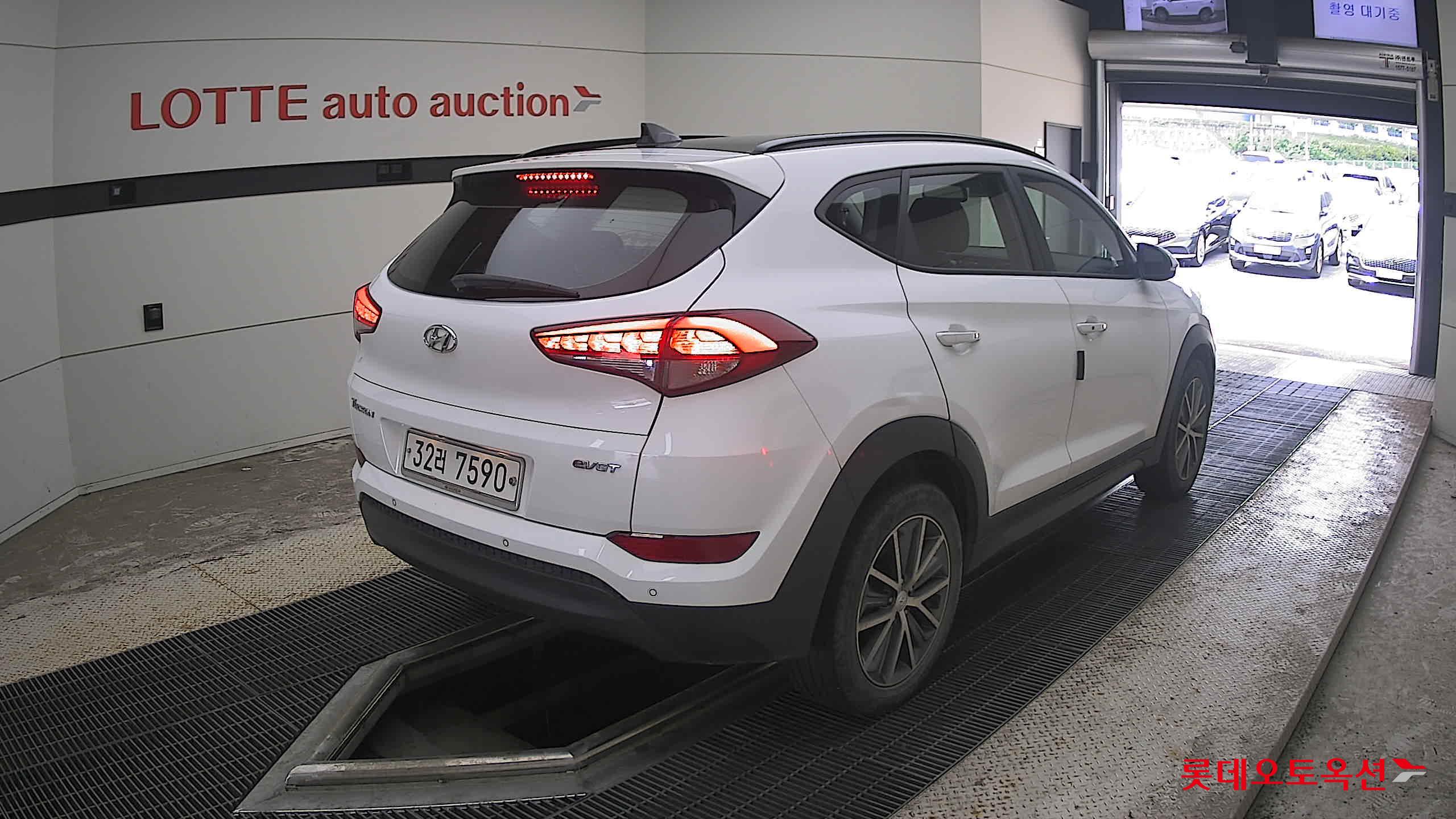 2016 - hyundai tucson