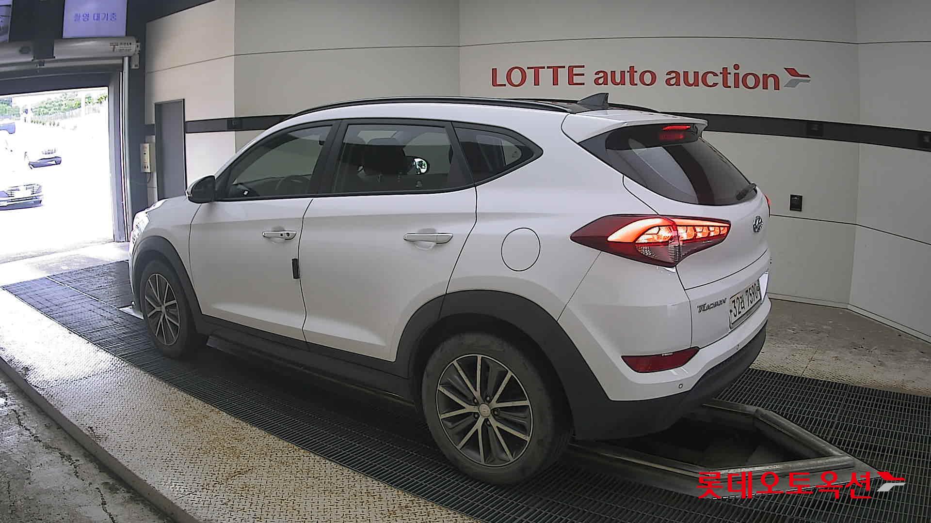 2016 - hyundai tucson