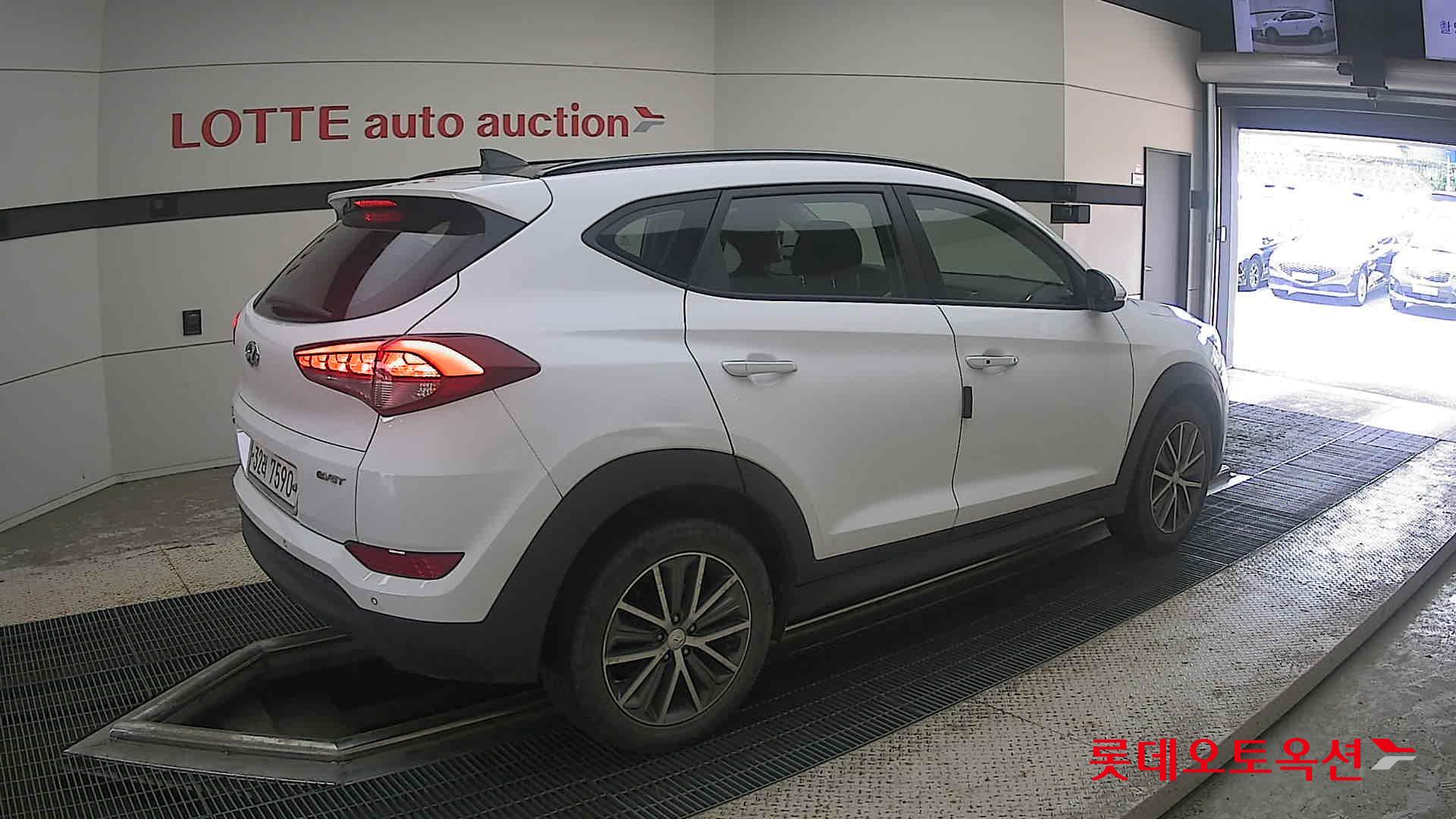 2016 - hyundai tucson