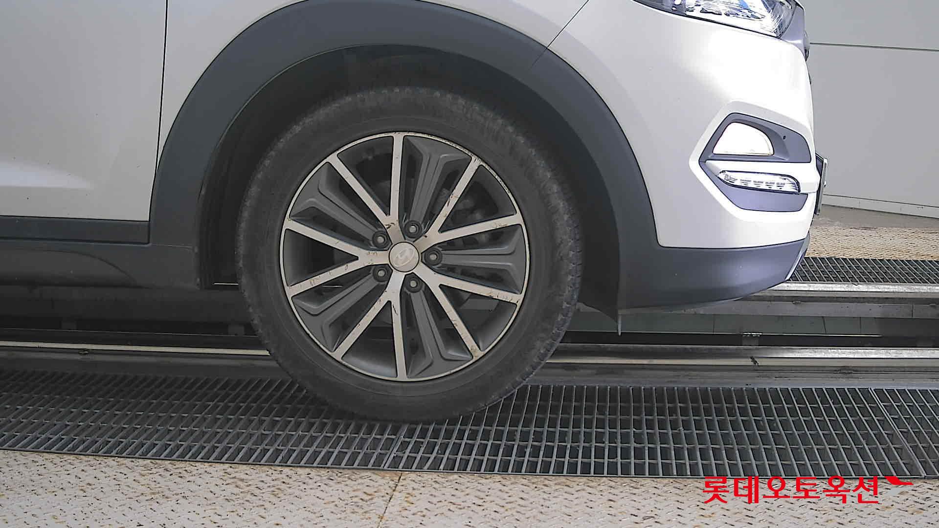 2016 - hyundai tucson