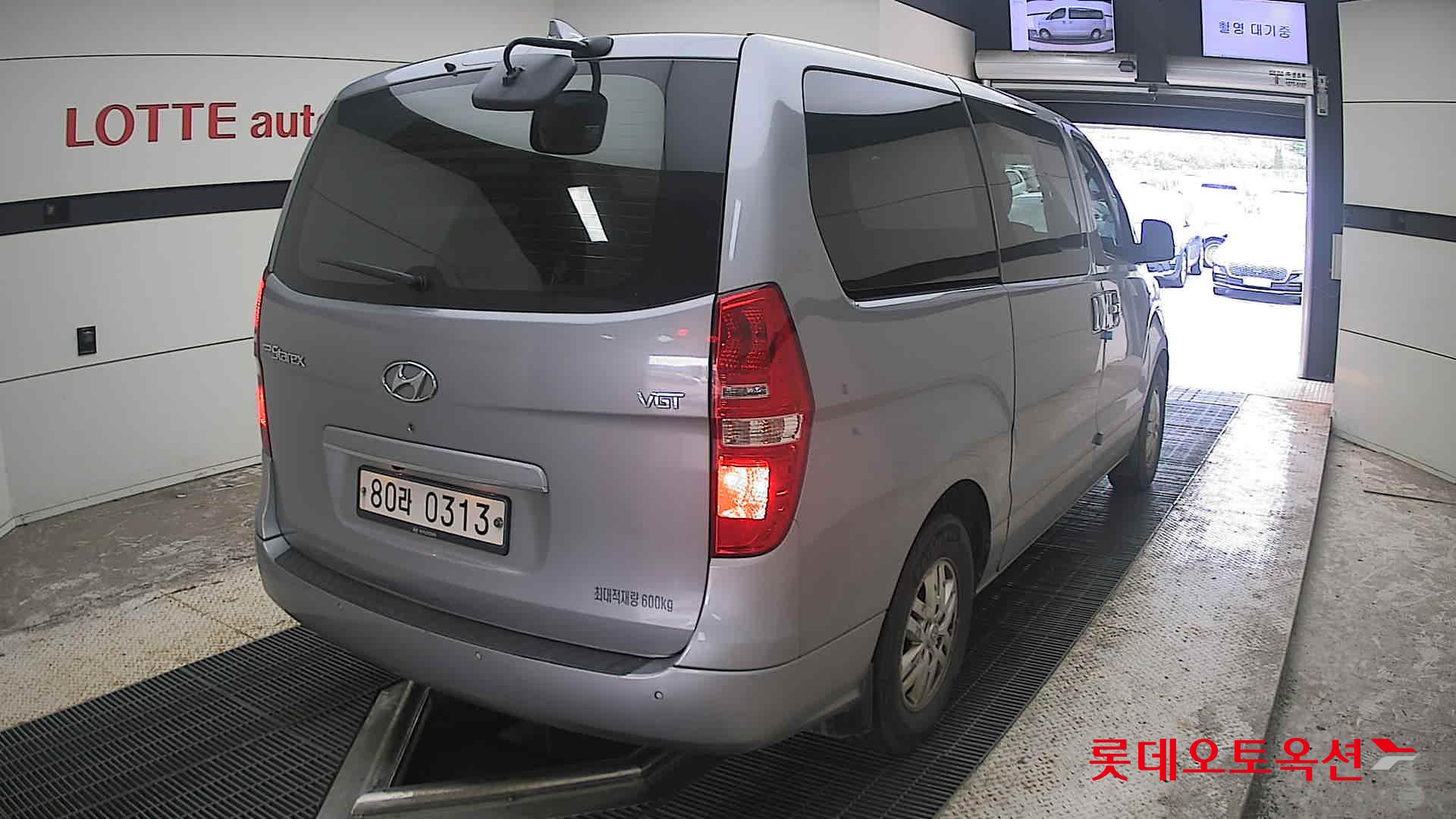 2021 - hyundai grand starex