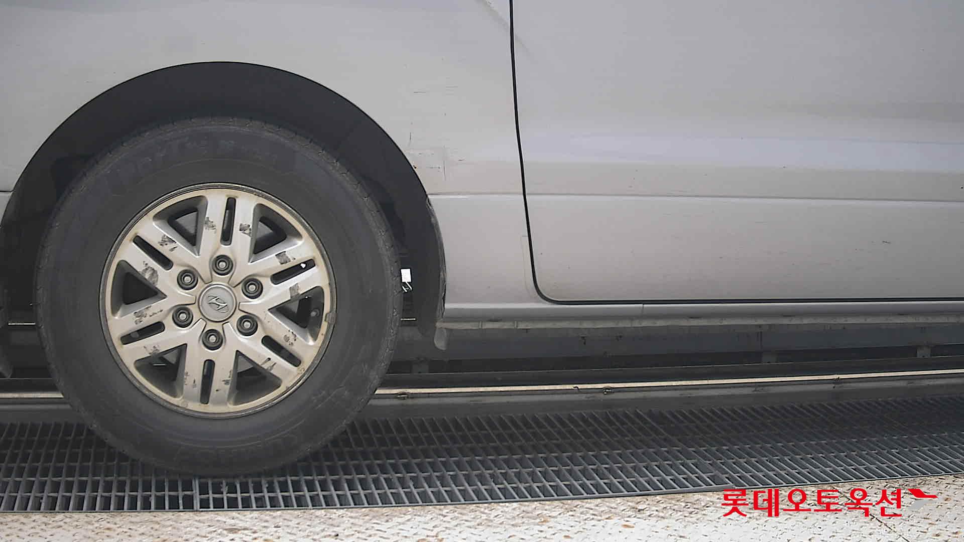 2021 - hyundai grand starex